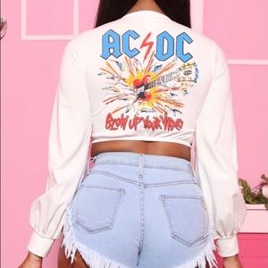 White crop top